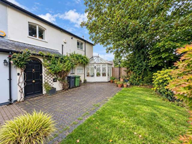 Townhouse for sale in Falcon Lodge, Wales