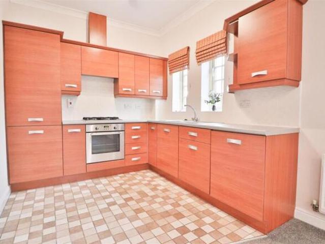 Townhouse for rent in Westbrook, Acol