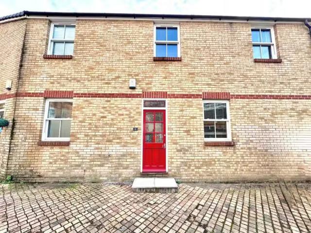 House for rent in London Borough of Merton, Greater London