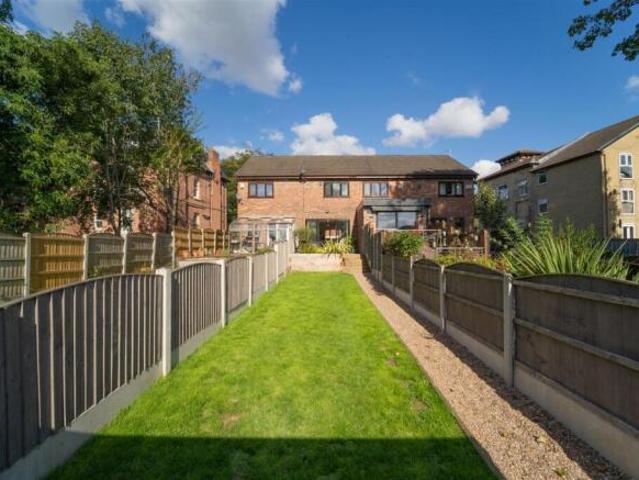 Townhouse for sale in Chorlton, Cheshire