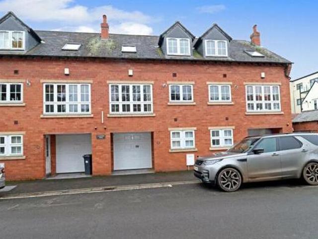 House for sale in Kenilworth, Warwick