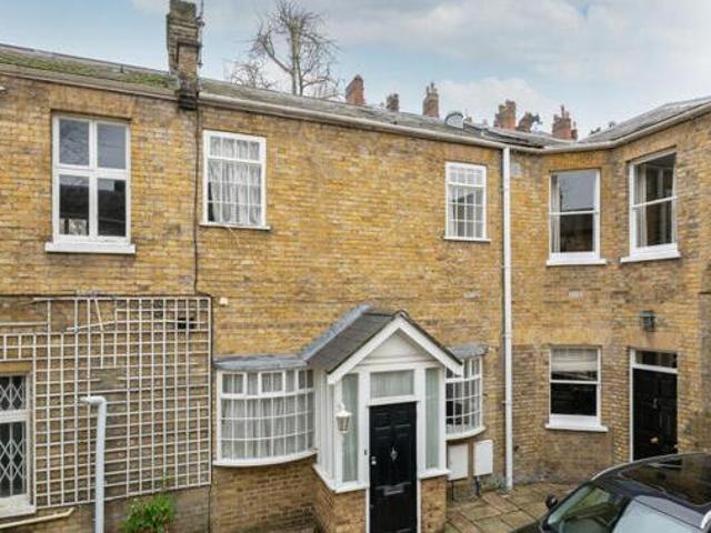 House for sale in Lyons, Greater London