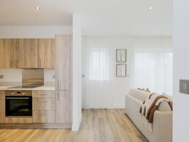 Townhouse for sale in Arbury, Cambridgeshire