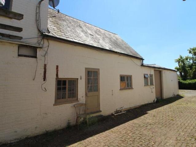 Townhouse for sale in Newport Pagnell