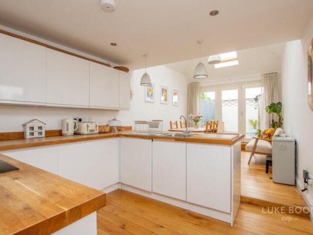 Townhouse for sale in Key Street, Suffolk