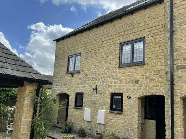 House for rent in Gloucestershire