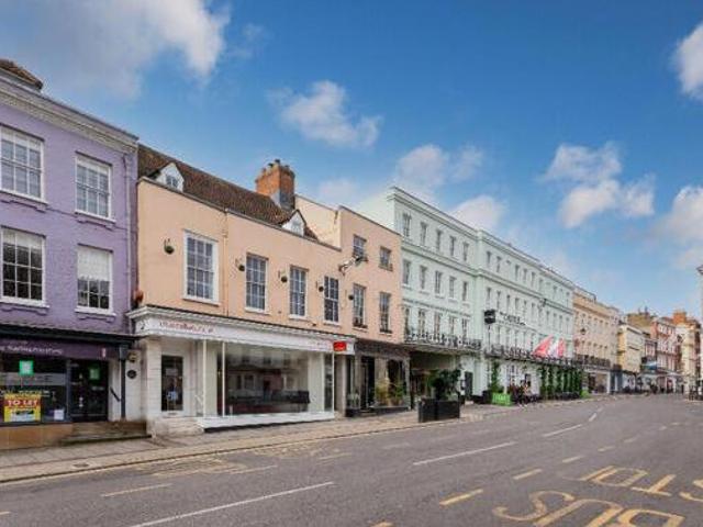 House for sale in Lambourn, West Berkshire