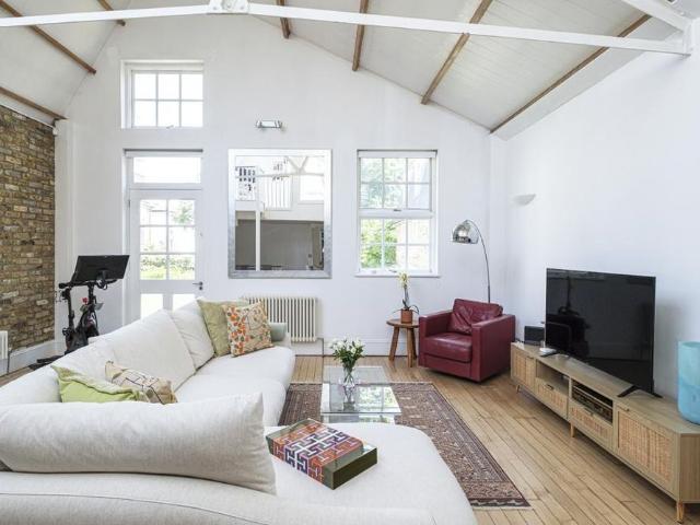 Apartment for rent in Clapham, Greater London