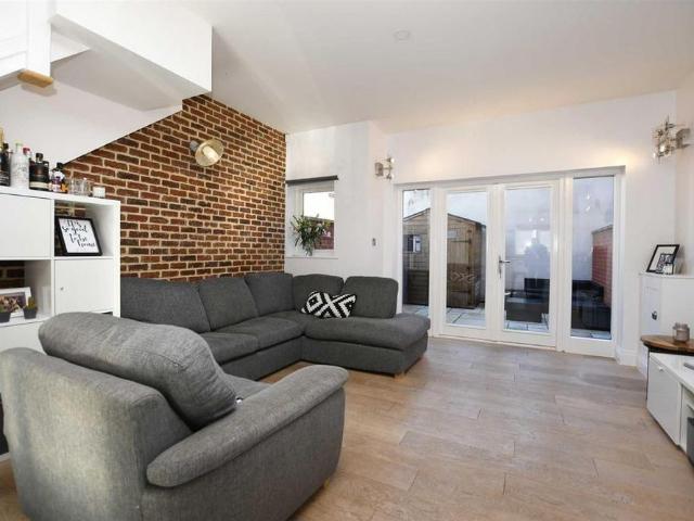Apartment for rent in Lillington, Green Close