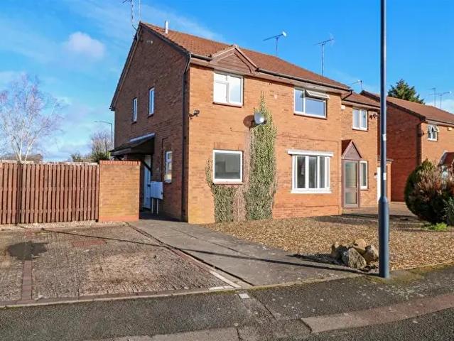 Apartment for rent in Park Hill, Green Close