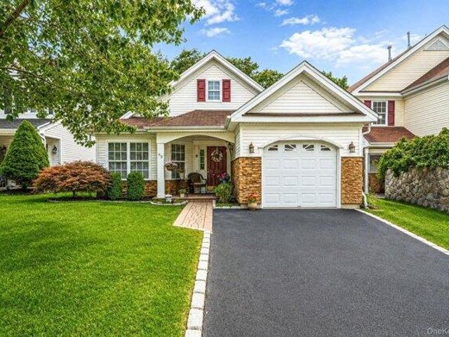 House for sale in Centereach, New York