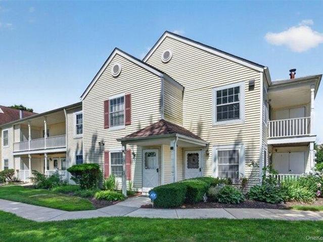 Condo for sale in Centereach, New York