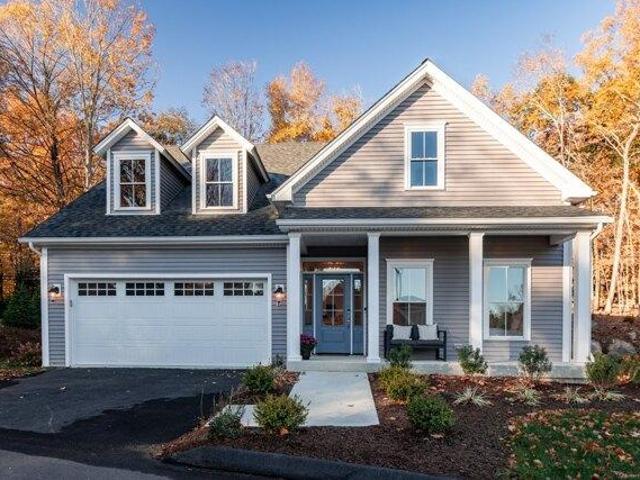 Condo for sale in Middlebury, Connecticut