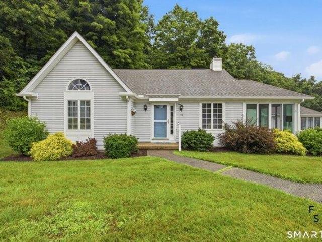 Condo for sale in Middlefield, Connecticut
