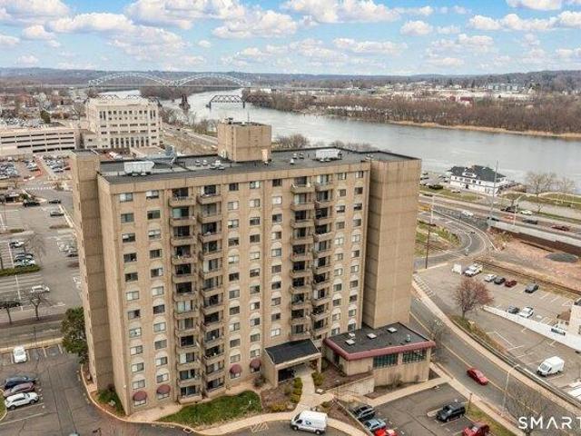 Condo for sale in Middletown, Connecticut