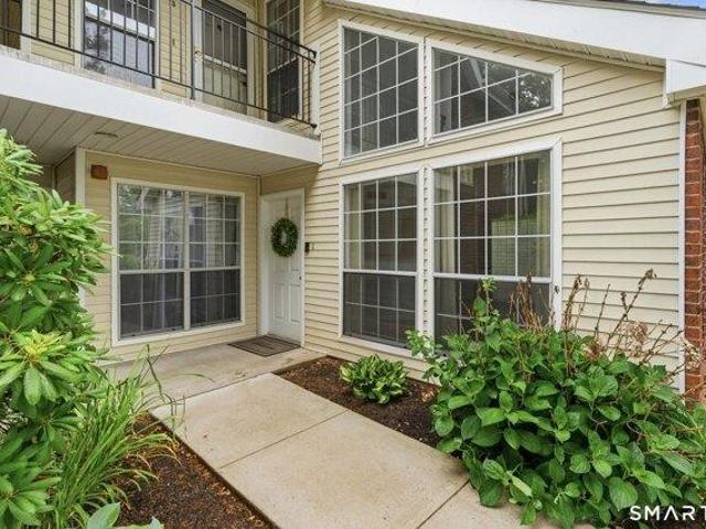Condo for sale in Middletown, Connecticut