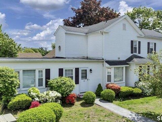 House for sale in Milford, Connecticut
