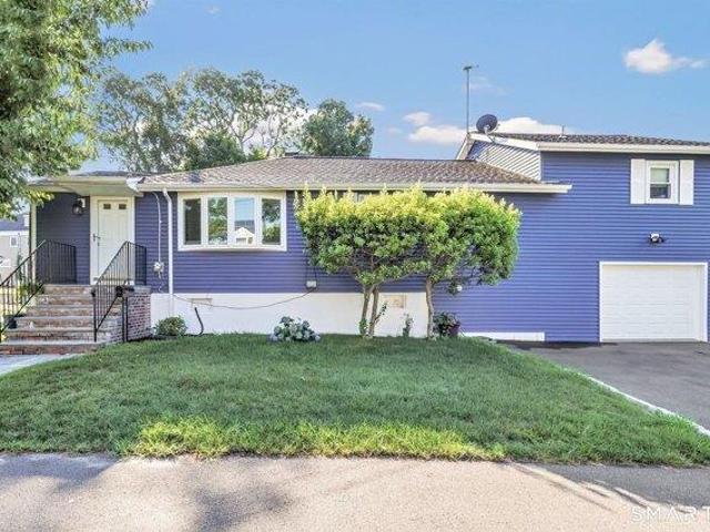 House for sale in Bayview, Milford
