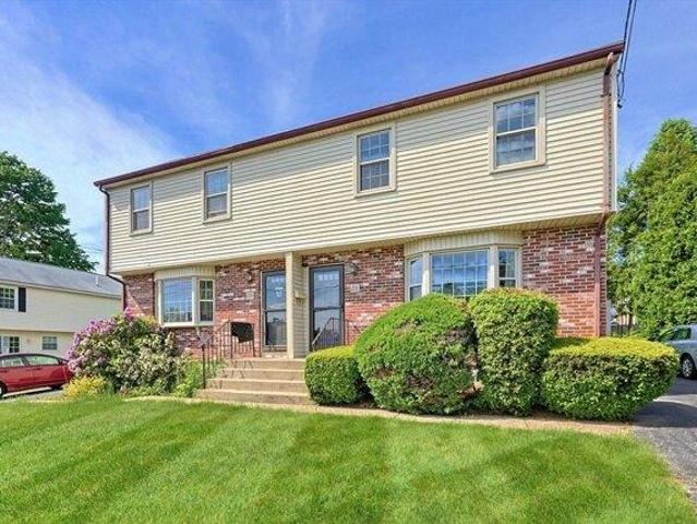 Condo for sale in Milford, Massachusetts