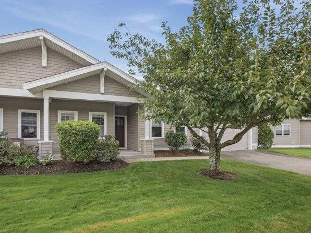 Condo for sale in Walden Woods, Milford