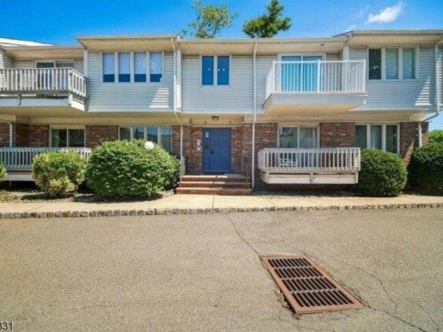 Condo for sale in Millburn, New Jersey