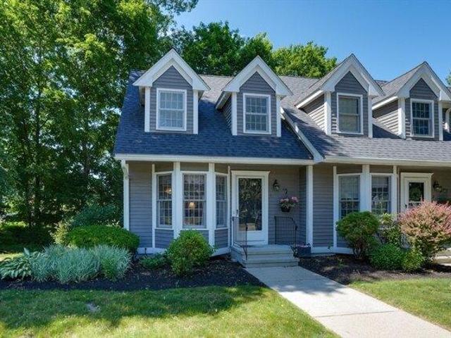 Condo for sale in Millis, Massachusetts