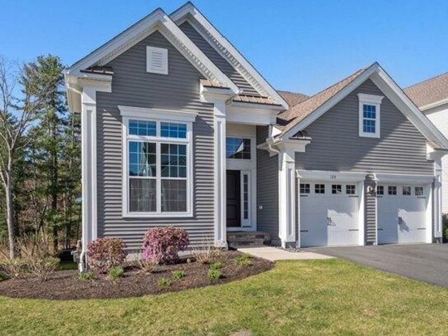Condo for sale in Millis, Massachusetts
