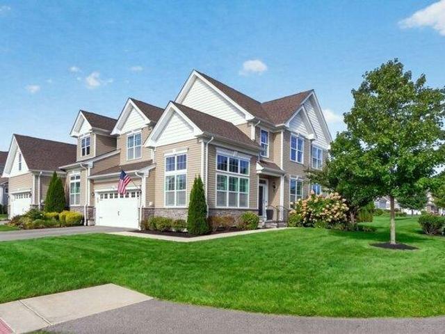 Condo for sale in Regency at Glen Ellen, Millis