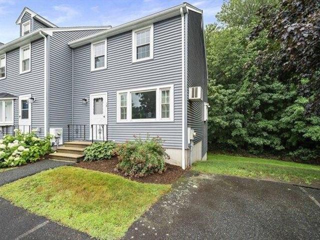 Condo for sale in Clicquot, Millis