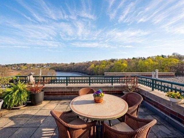 Condo for sale in Milton, Massachusetts