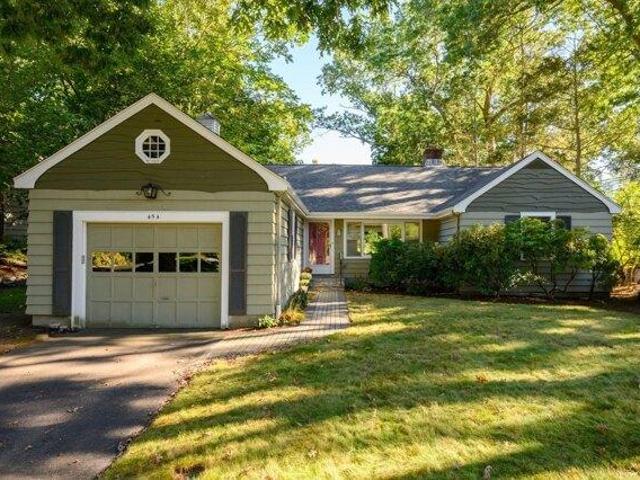 House for sale in Milton Village, Milton