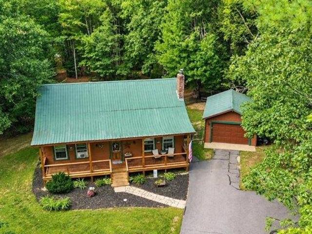House for sale in Town House, Milton