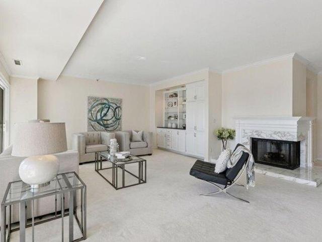 Condo for sale in Hennepin, Minnesota