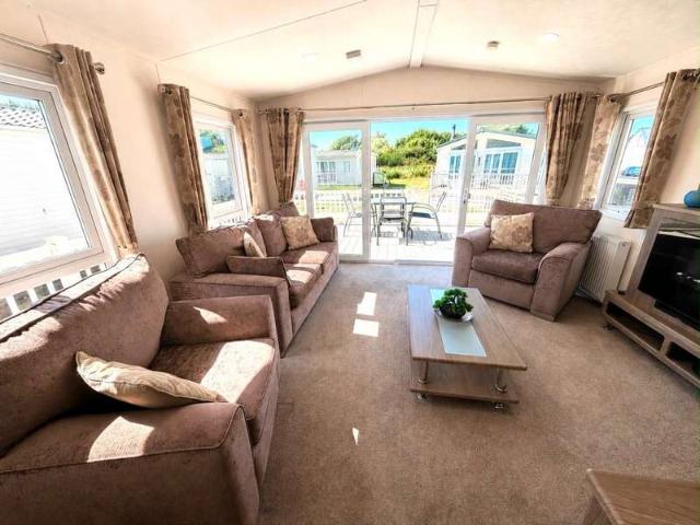 House for sale in Folkestone, Kent