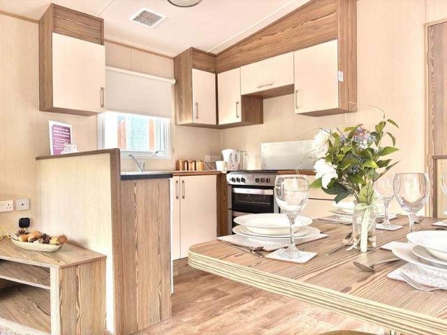 House for sale in Tunstall, Roos