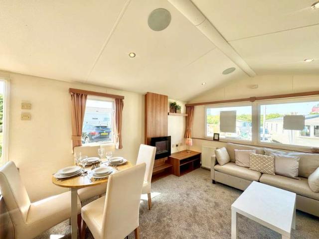 House for sale in Dale Hill, Essex