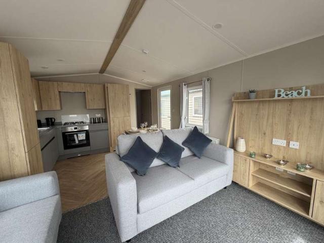 House for sale in Littlecote, West Sussex