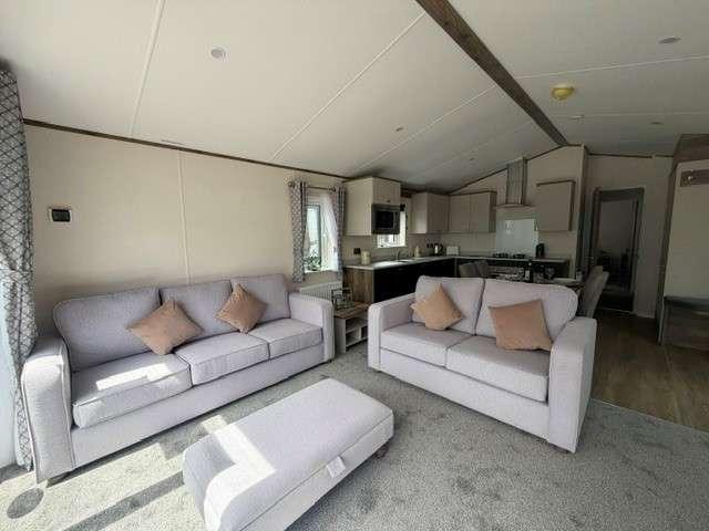 House for sale in Littlecote, West Sussex