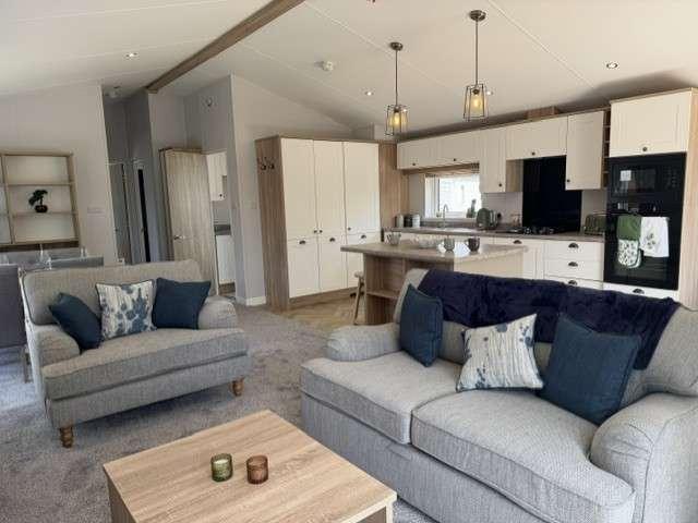 House for sale in Littlecote, West Sussex