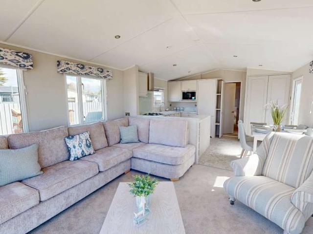 House for sale in Littlecote, West Sussex