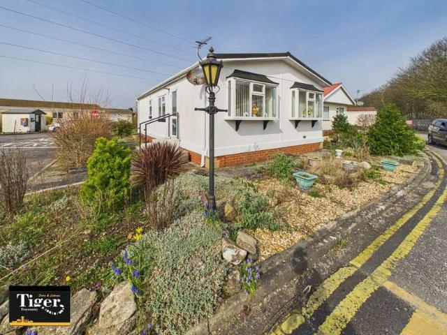 House for sale in Peel Hill, Lancashire