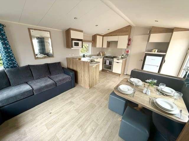 House for sale in Upper Dovercourt, Dale Hill