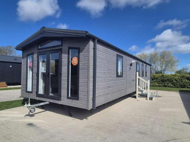 House for sale in Tarleton, Roby Mill