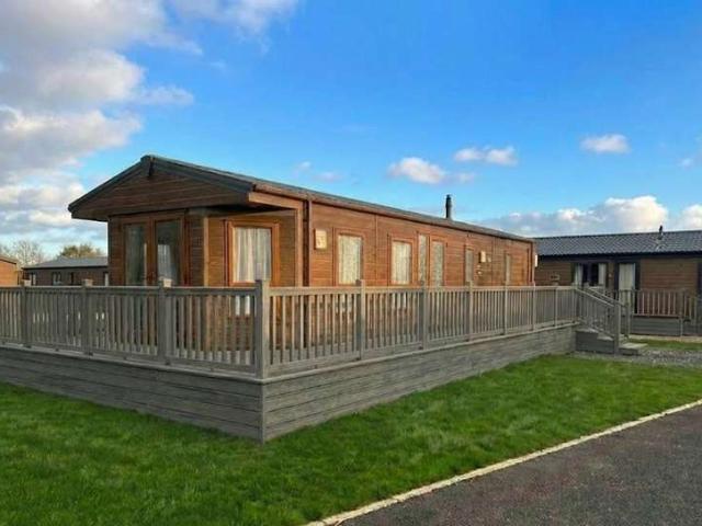 House for sale in Newton Upon Derwent, East Riding Of Yorkshire