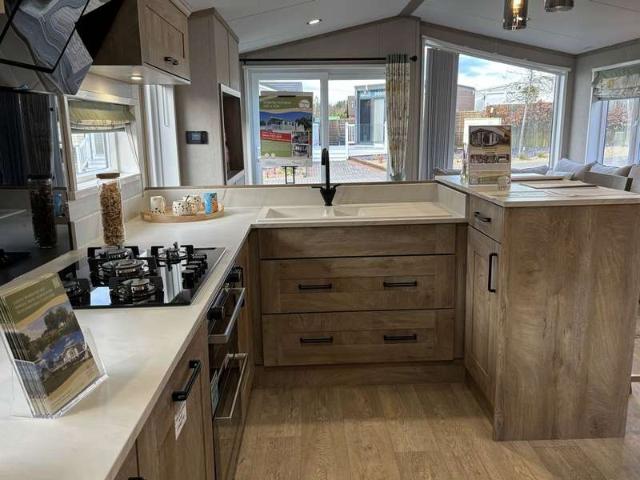 House for sale in Lower Moor, Crookhill