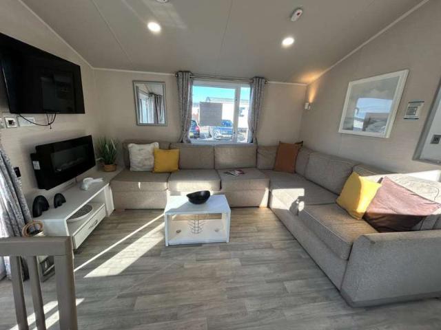 House for sale in Folkestone, Kent