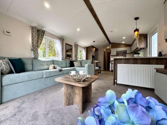 House for sale in Heathlands, East Sussex