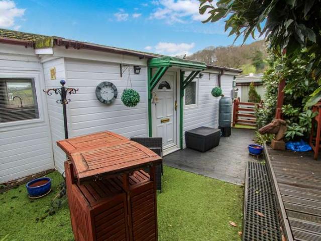 House for sale in Livermead