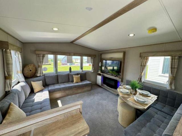 House for sale in Studd Hill, Whitstable