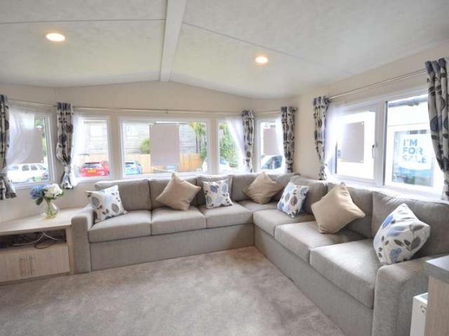 House for sale in Heathlands, East Sussex